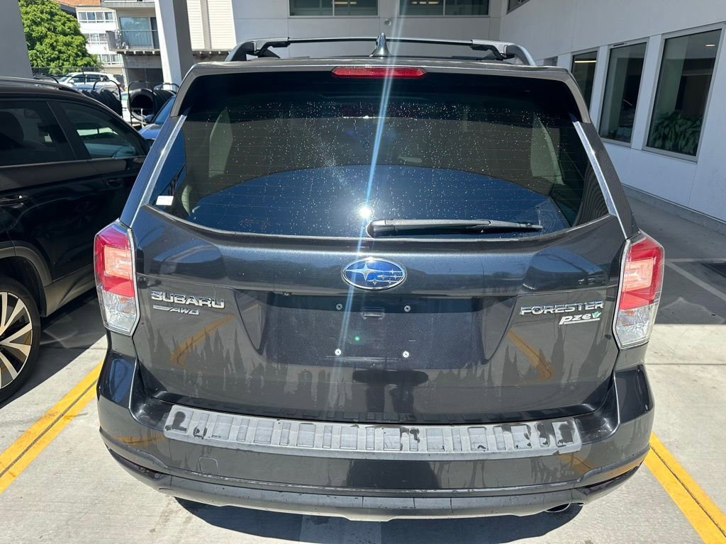 Used 2017 Subaru Forester 2.5i Limited w/ Protection Package #2 AWD/4WD image 5