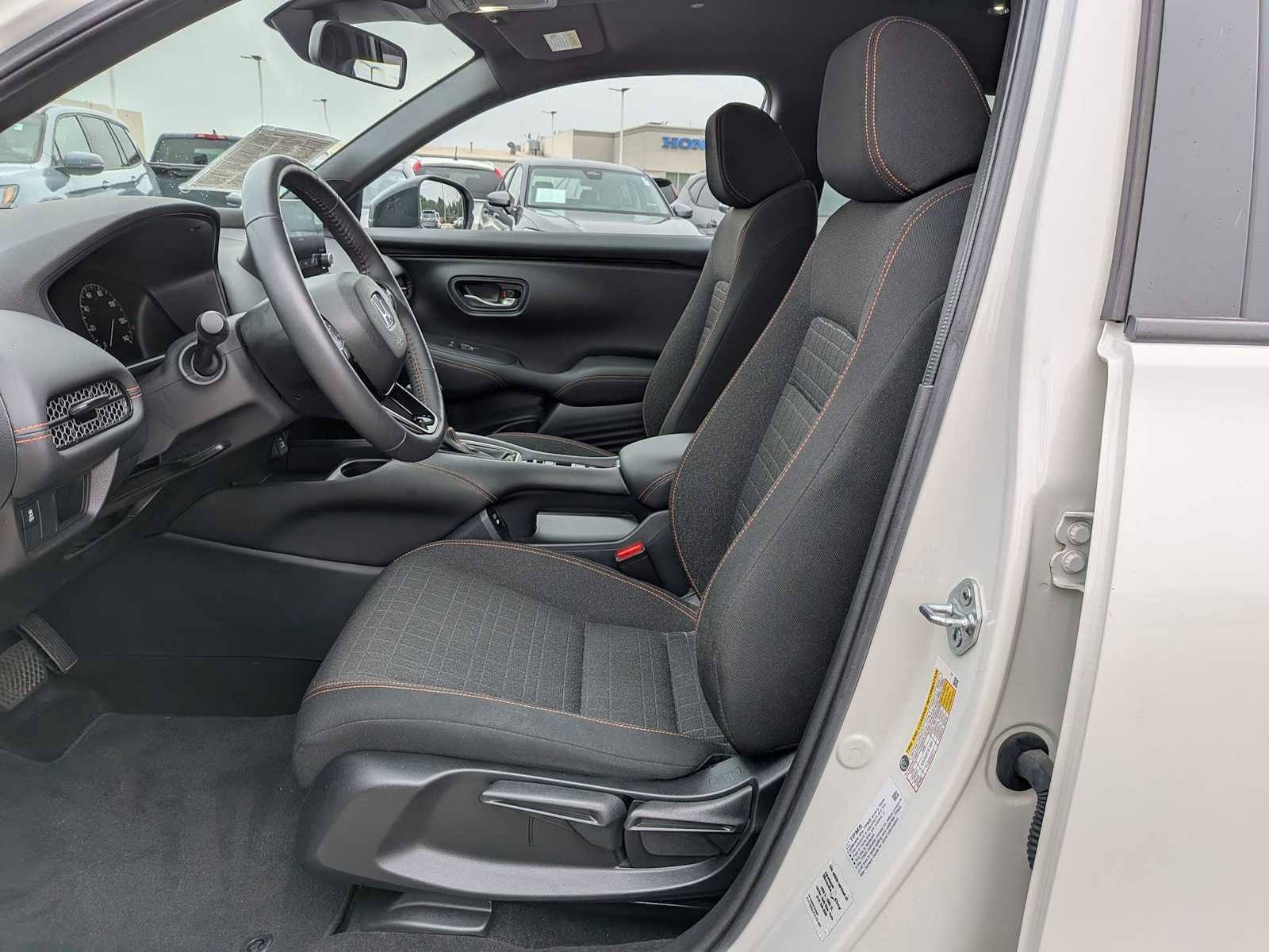 Used 2024 Honda HR-V Sport image 15
