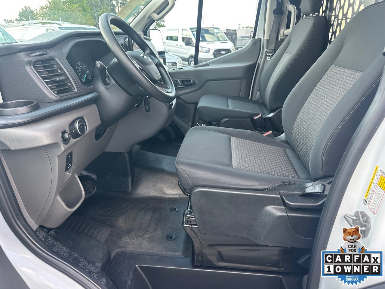 Used 2025 Ford Transit 250 Low Roof w/ Exterior Upgrade Package RWD image 9