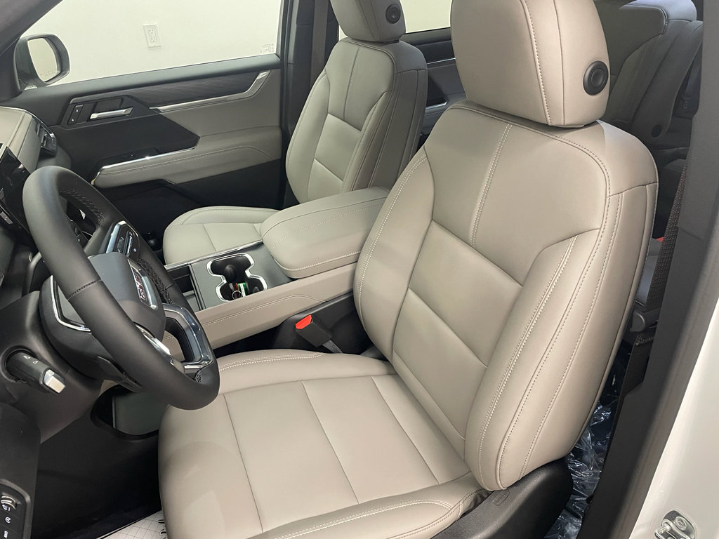 New 2026 GMC Acadia Elevation w/ Black Edition image 6