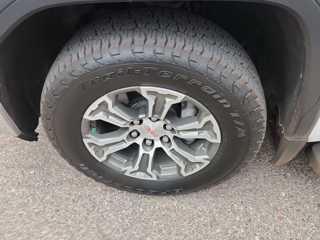 Used 2019 GMC Sierra 1500 SLT w/ SLT Convenience Package AWD/4WD image 17