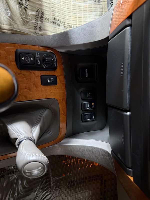 Used 2004 Lexus GX 470 AWD/4WD image 14
