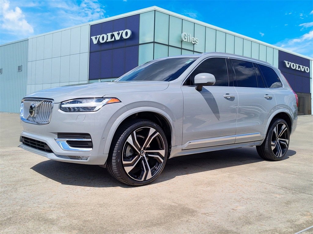 Used 2024 Volvo XC90 B6 Ultimate w/ Lounge Package