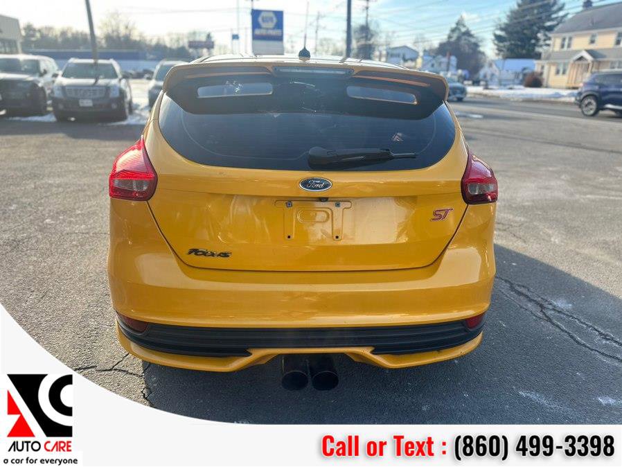 Used 2016 Ford Focus ST image 8