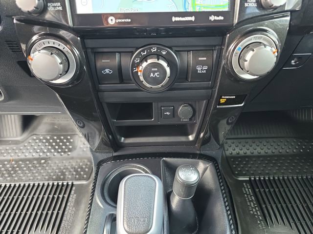 Used 2022 Toyota 4Runner TRD Off-Road image 17