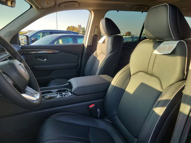New 2025 Honda Pilot Elite image 16