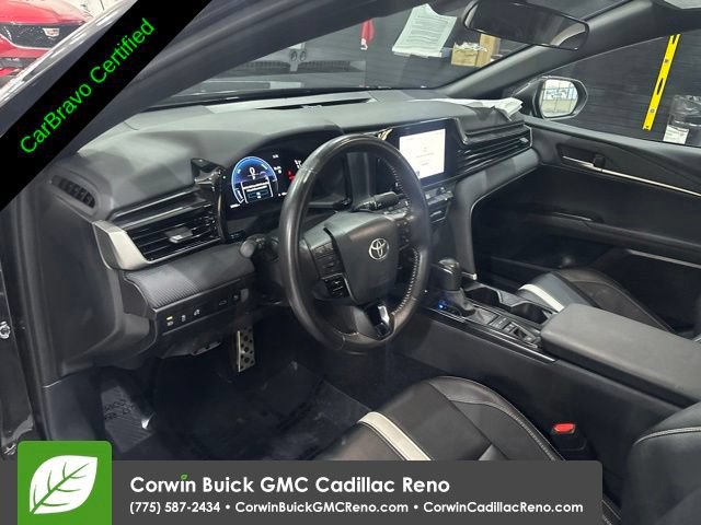 Used 2025 Toyota Camry SE FWD image 9