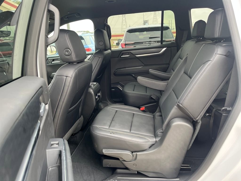 New 2026 GMC Acadia Elevation w/ Black Edition image 21