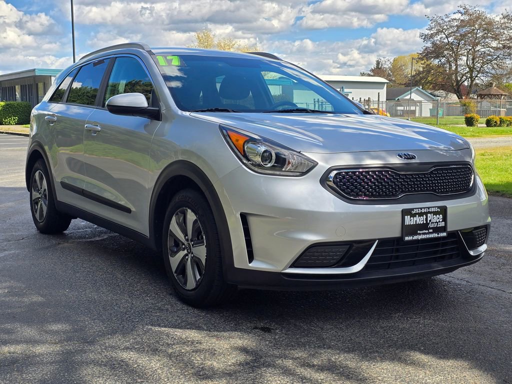 Used 2017 Kia Niro LX image 8