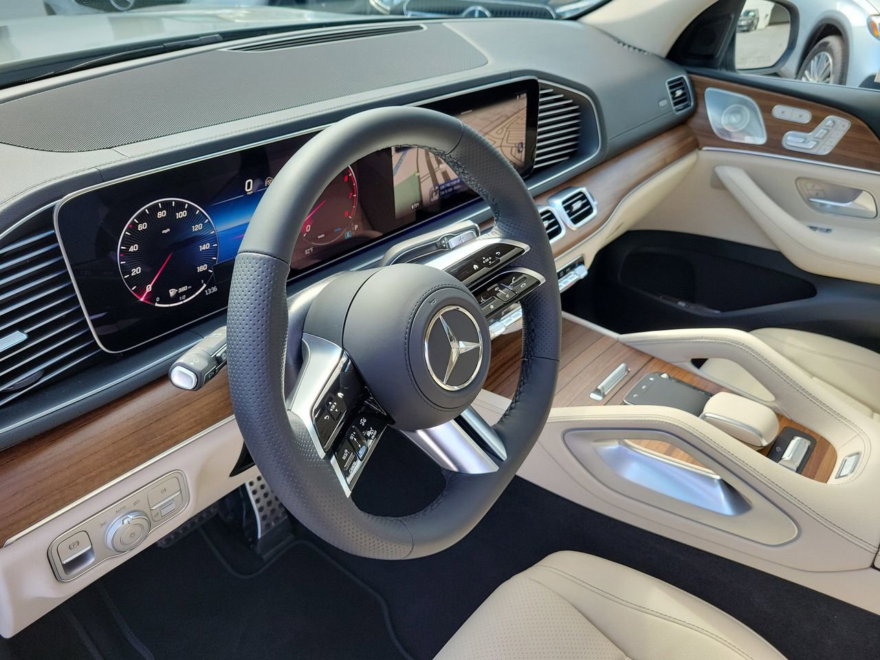 New 2026 Mercedes-Benz GLS 450 4MATIC image 24