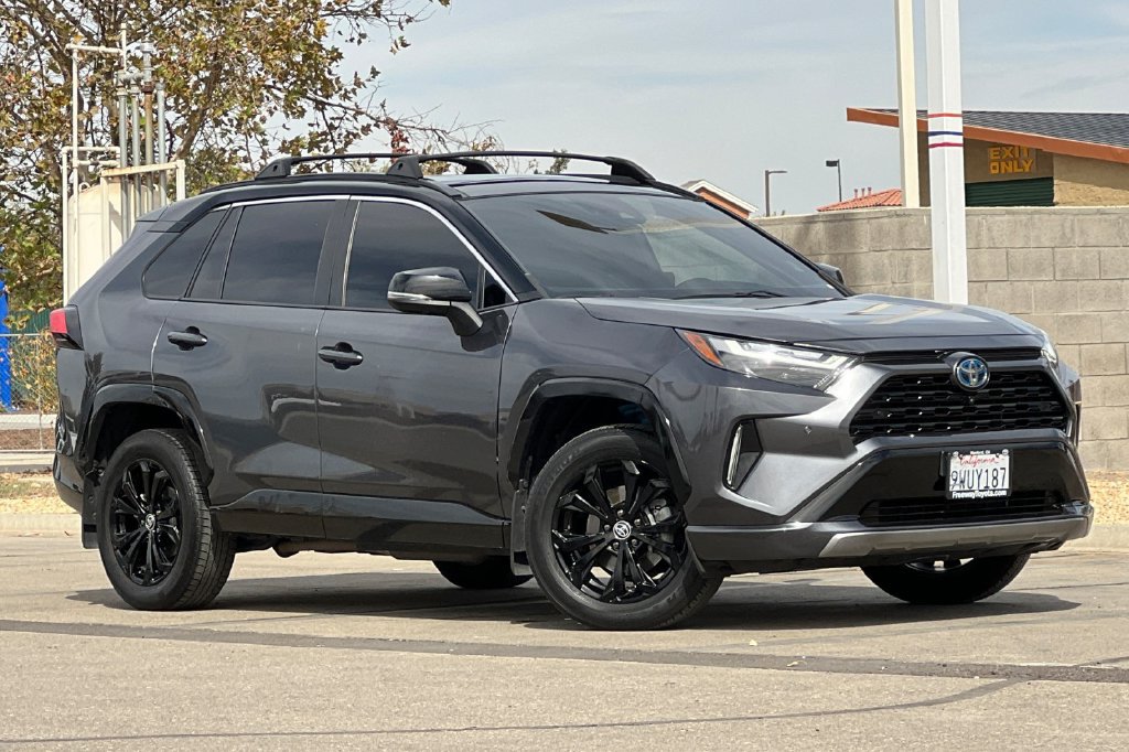 Certified 2023 Toyota RAV4 XSE AWD/4WD image 2