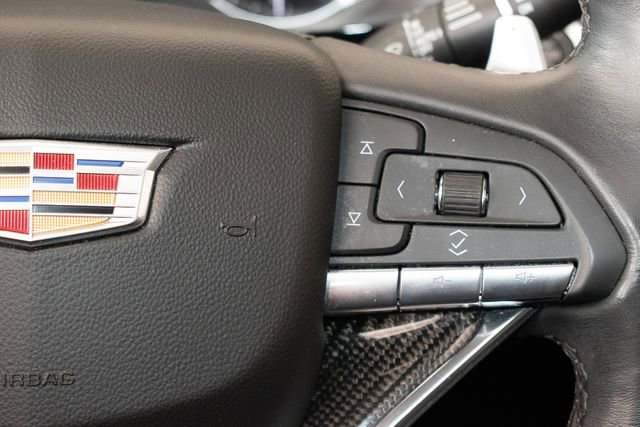 Used 2023 Cadillac XT6 Sport w/ LPO, Floor Liner Package AWD/4WD image 28