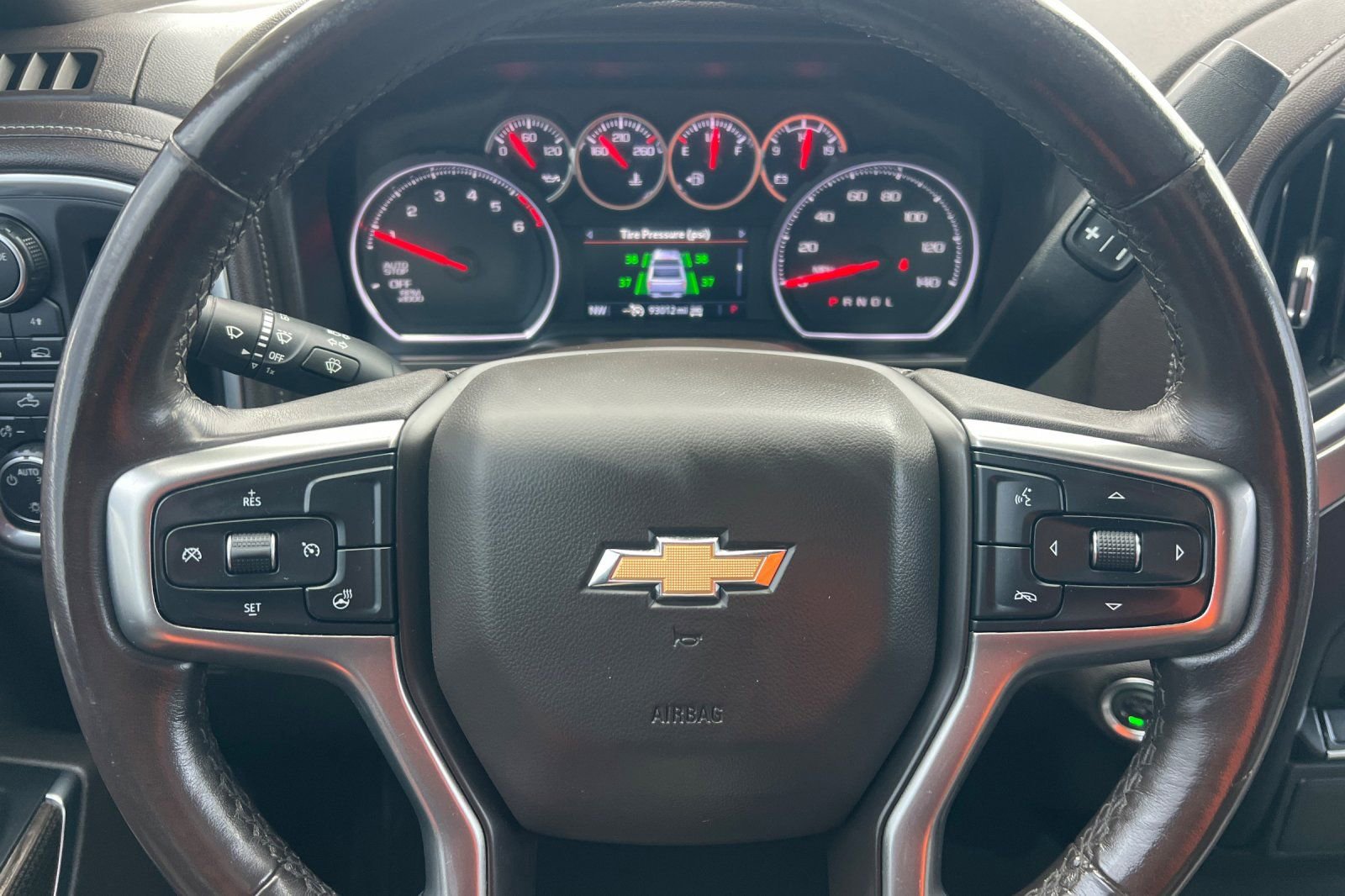 Used 2021 Chevrolet Silverado 1500 LT AWD/4WD image 23