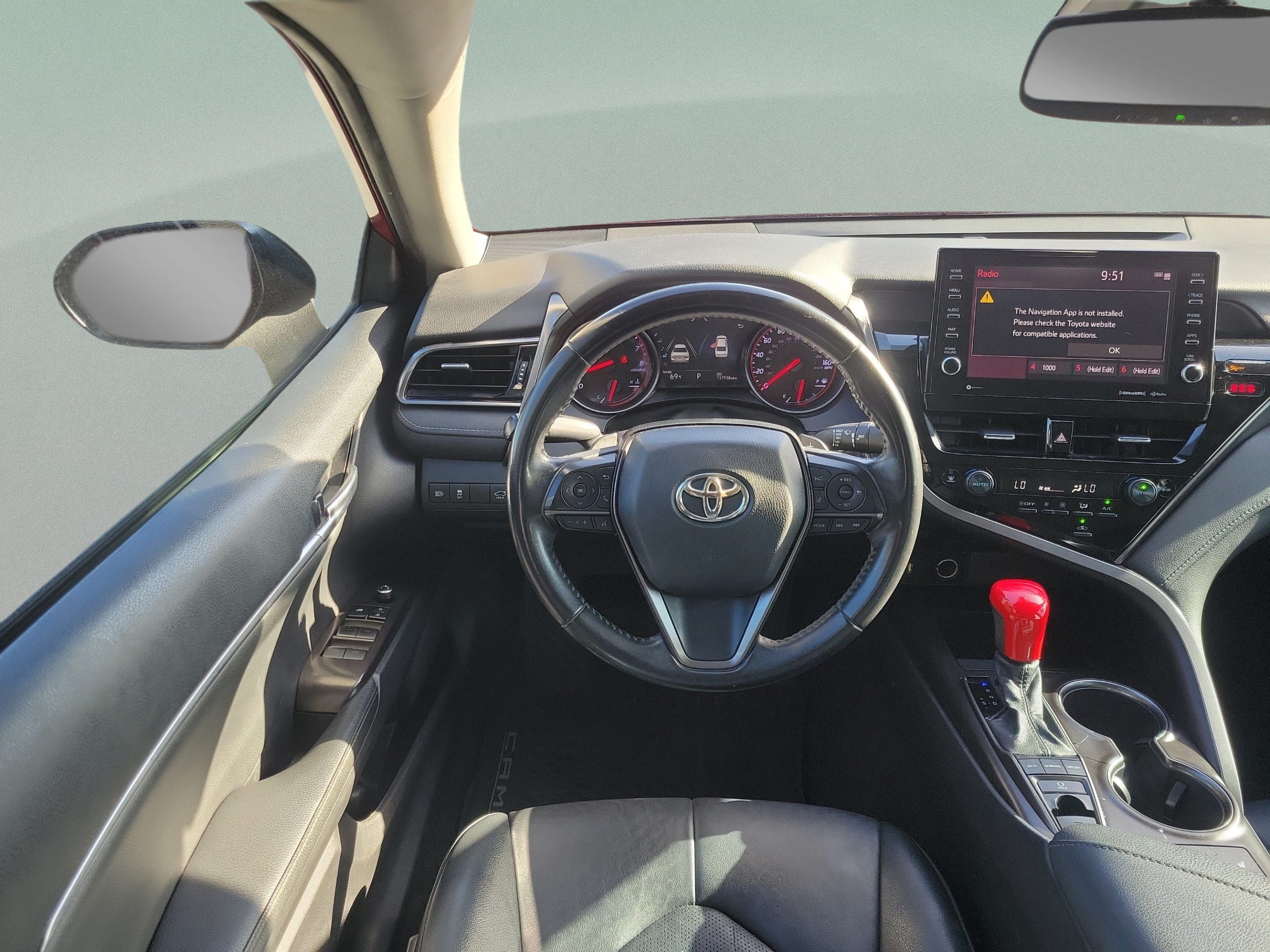 Used 2021 Toyota Camry XSE FWD image 19