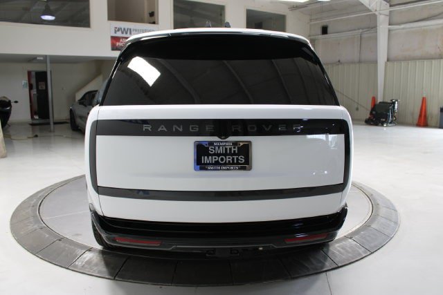 Used 2024 Land Rover Range Rover Long Wheelbase SE AWD/4WD image 5
