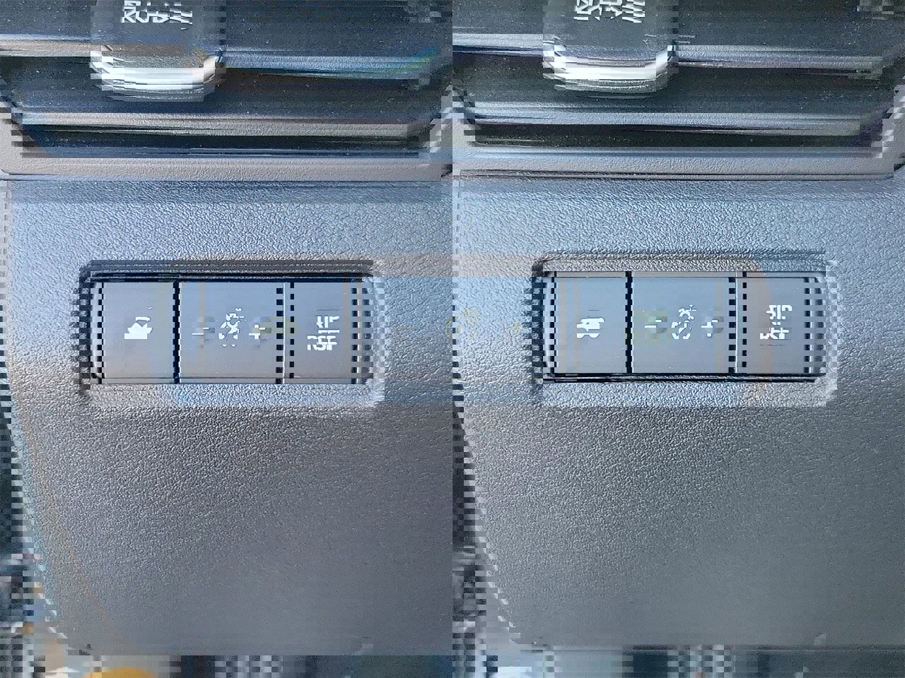 Used 2025 Nissan Altima 2.5 SR image 30