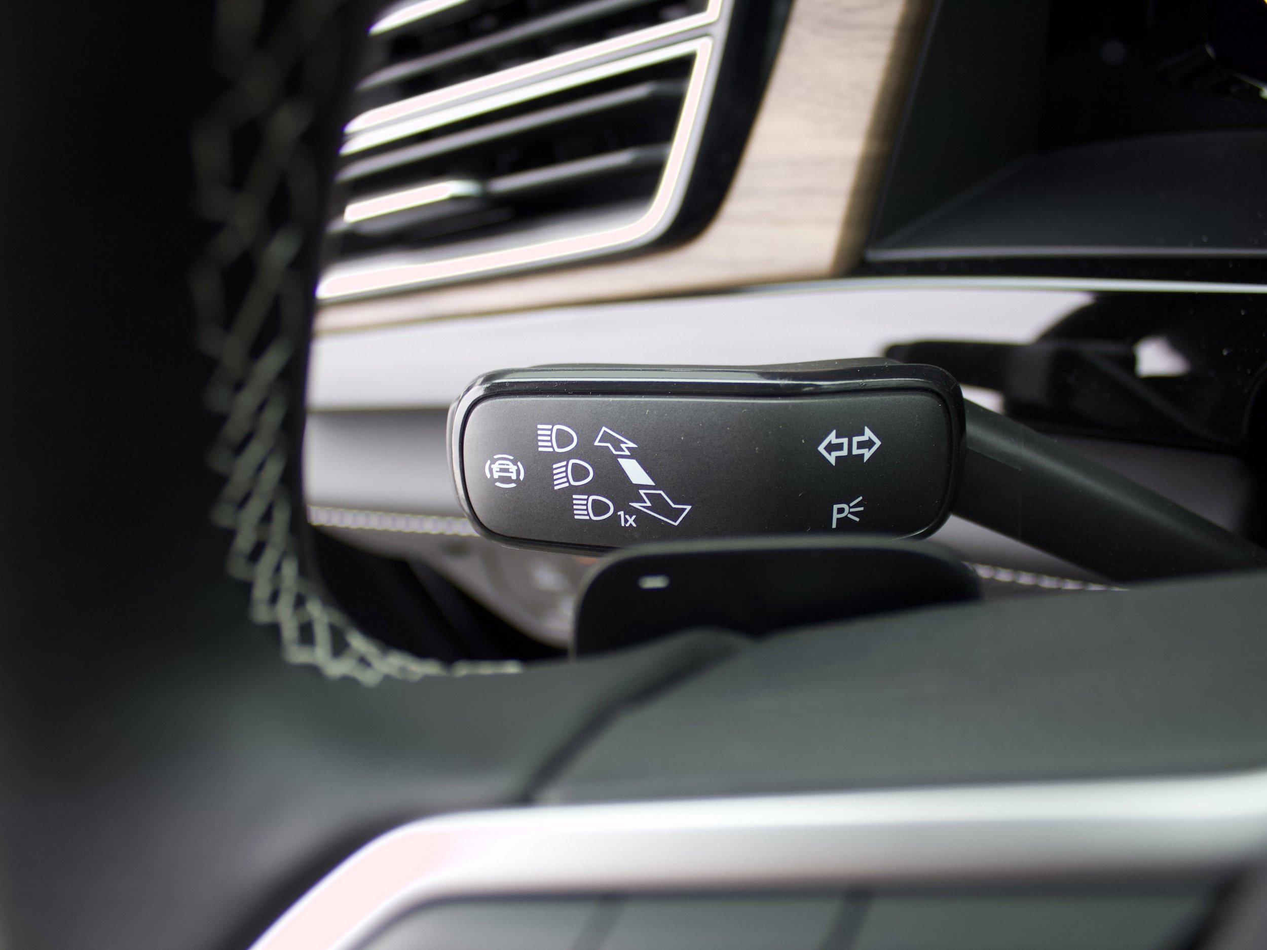 New 2026 Volkswagen Atlas SE AWD/4WD image 18