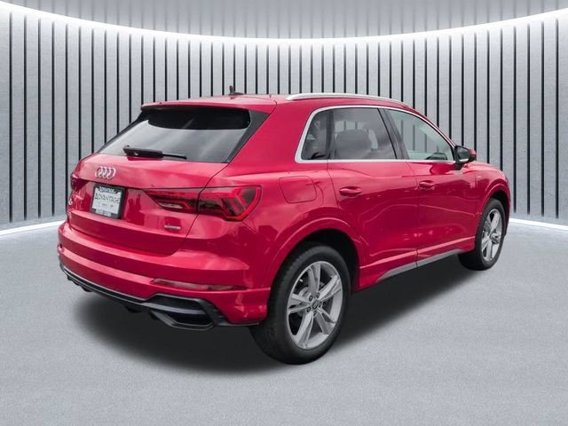 Used 2020 Audi Q3 2.0T Premium Plus w/ Premium Plus Package AWD/4WD image 4
