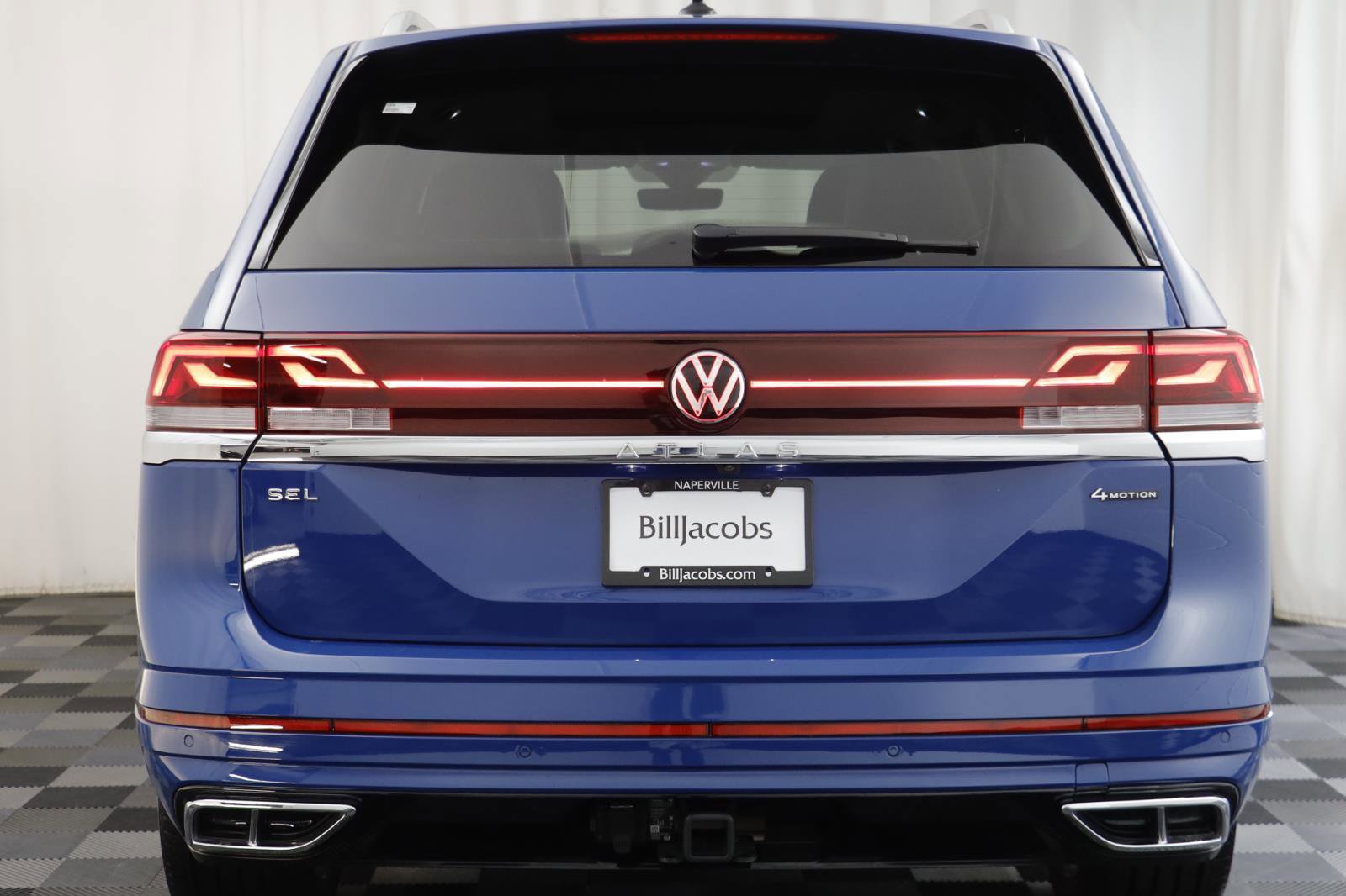 Used 2025 Volkswagen Atlas SEL Premium R-Line image 17