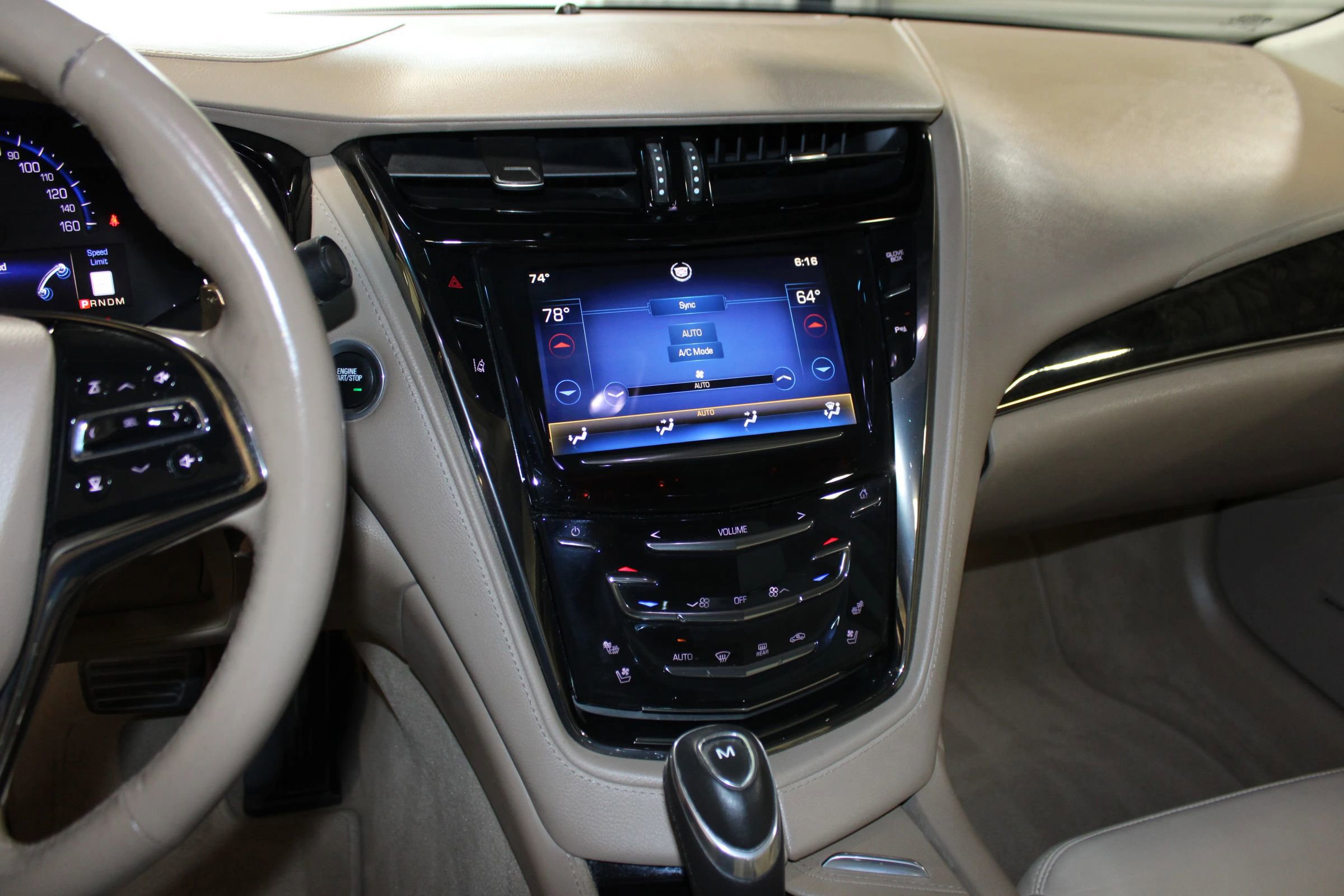 Used 2014 Cadillac CTS Luxury RWD image 13