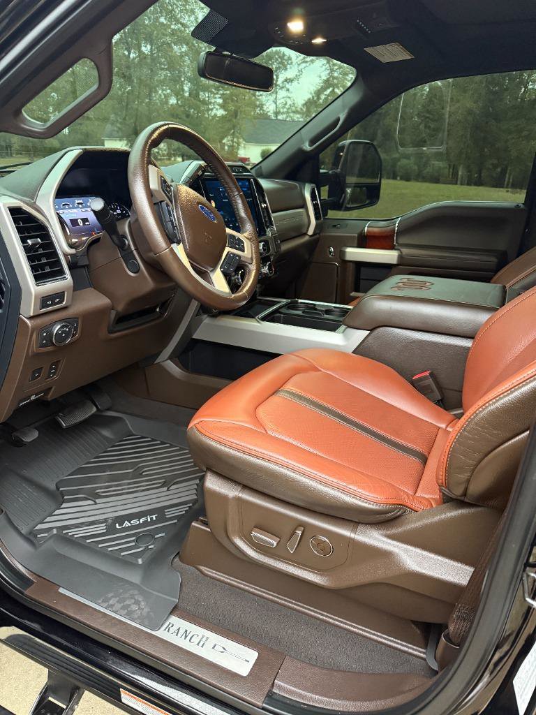 Used 2022 Ford F450 King Ranch w/ King Ranch Ultimate Package image 7