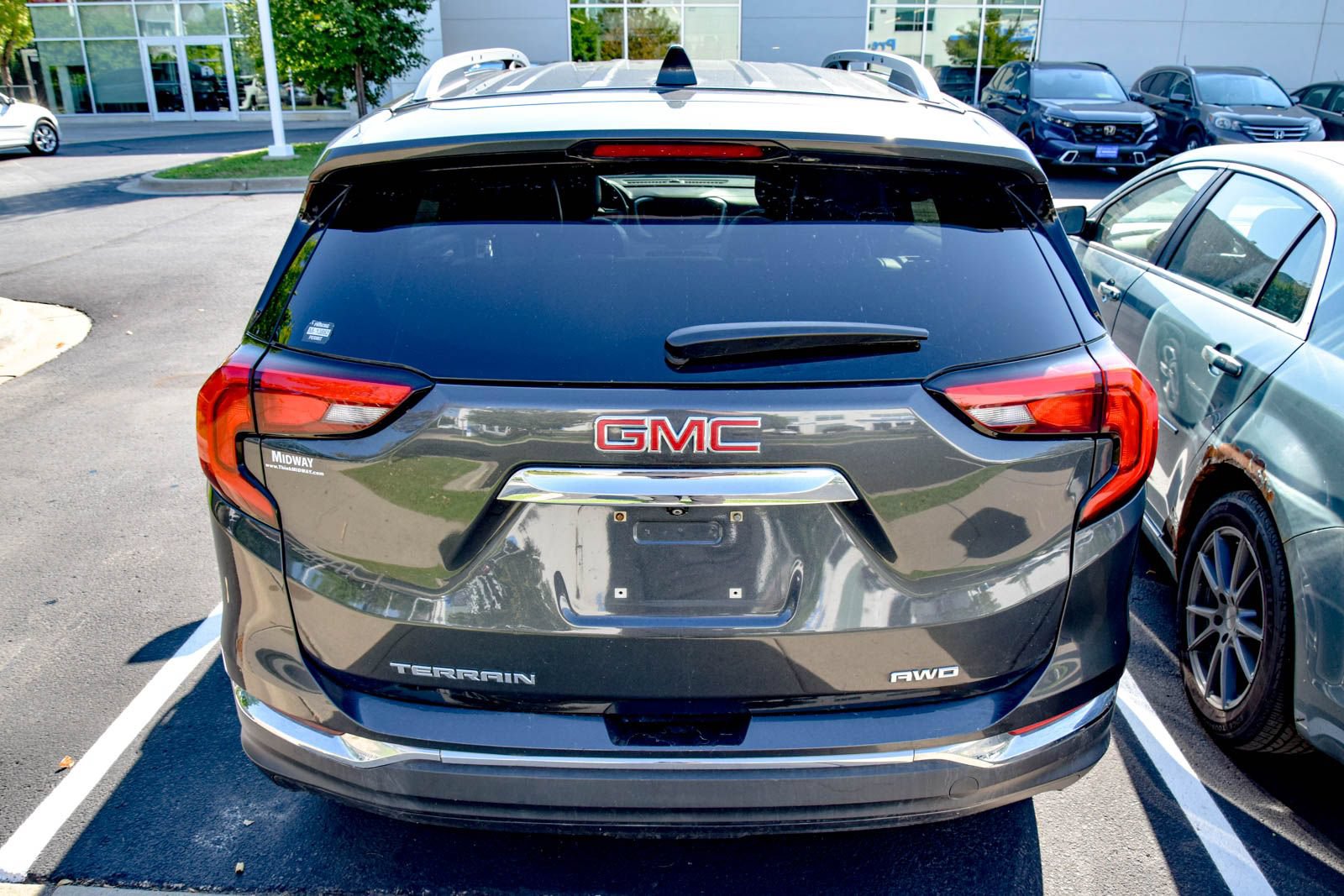 Used 2020 GMC Terrain SLT AWD/4WD image 5