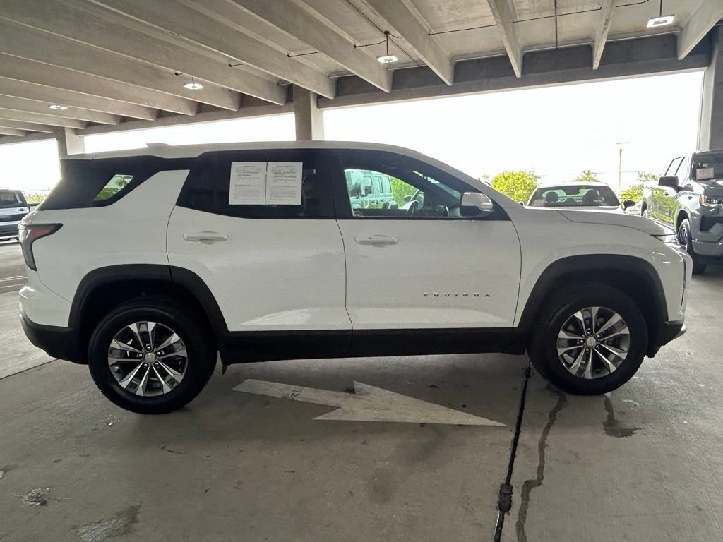 Used 2025 Chevrolet Equinox LT FWD image 6