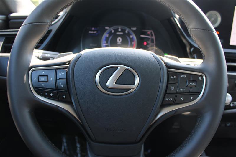 Used 2024 Lexus ES 350 ES 350 w/ Premium Package image 16