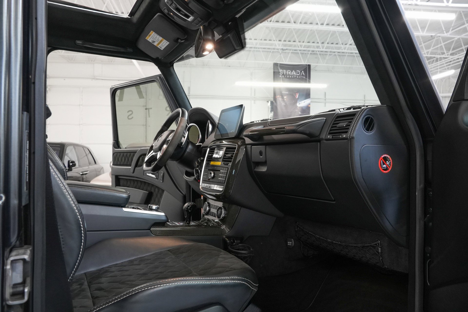 Used 2017 Mercedes-Benz G 550 Squared image 22