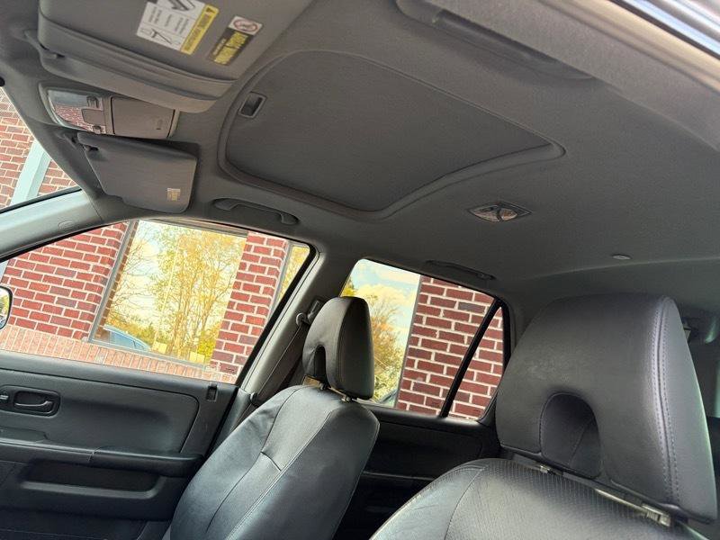 Used 2006 Honda CR-V EX image 27