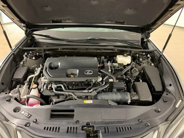 Used 2023 Lexus ES 300h Ultra Luxury w/ Accessory Package (Z2) image 43