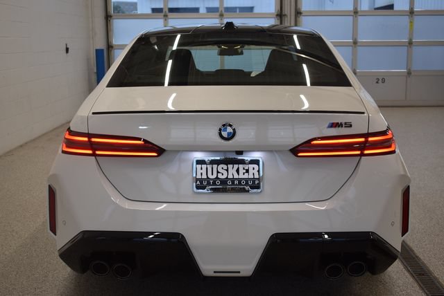 New 2027 BMW M5 w/ Executive Package AWD/4WD image 11