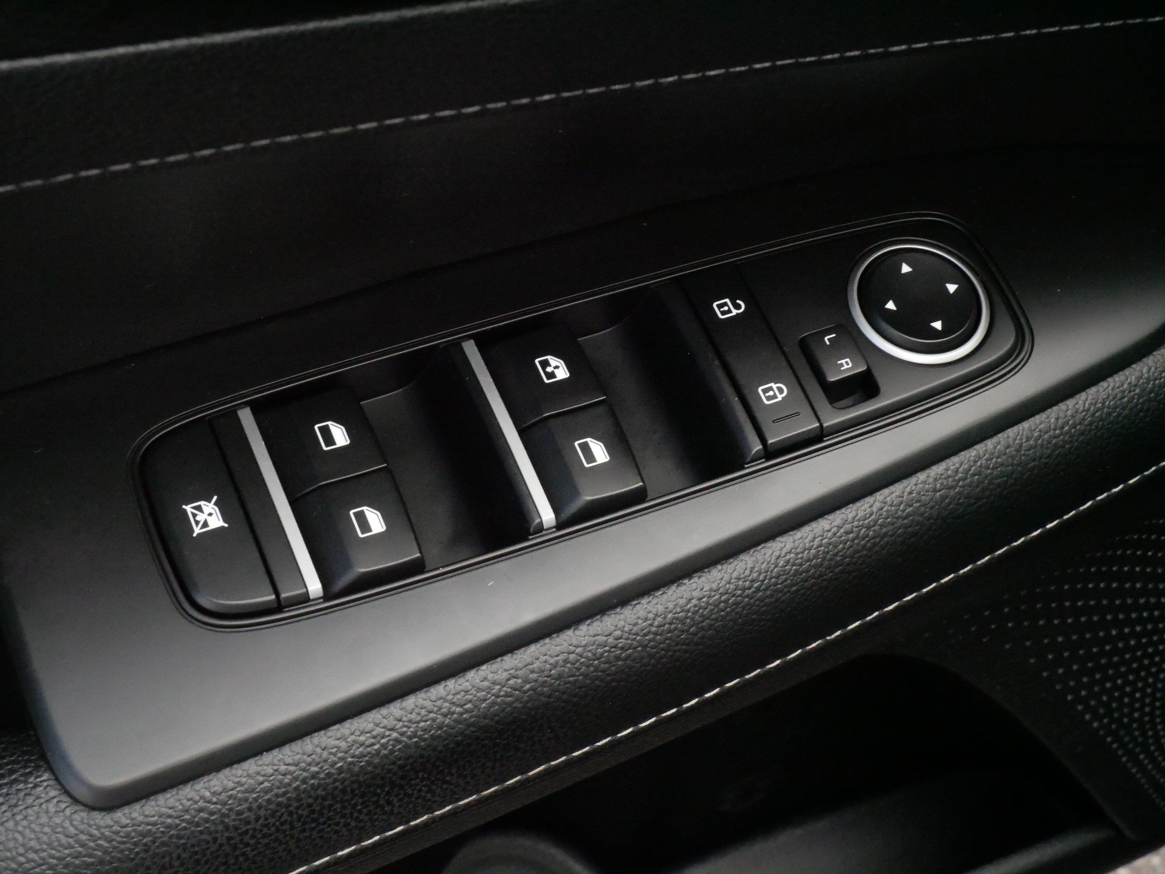 Used 2022 Kia Forte GT-Line w/ GT-Line Premium Package FWD image 19