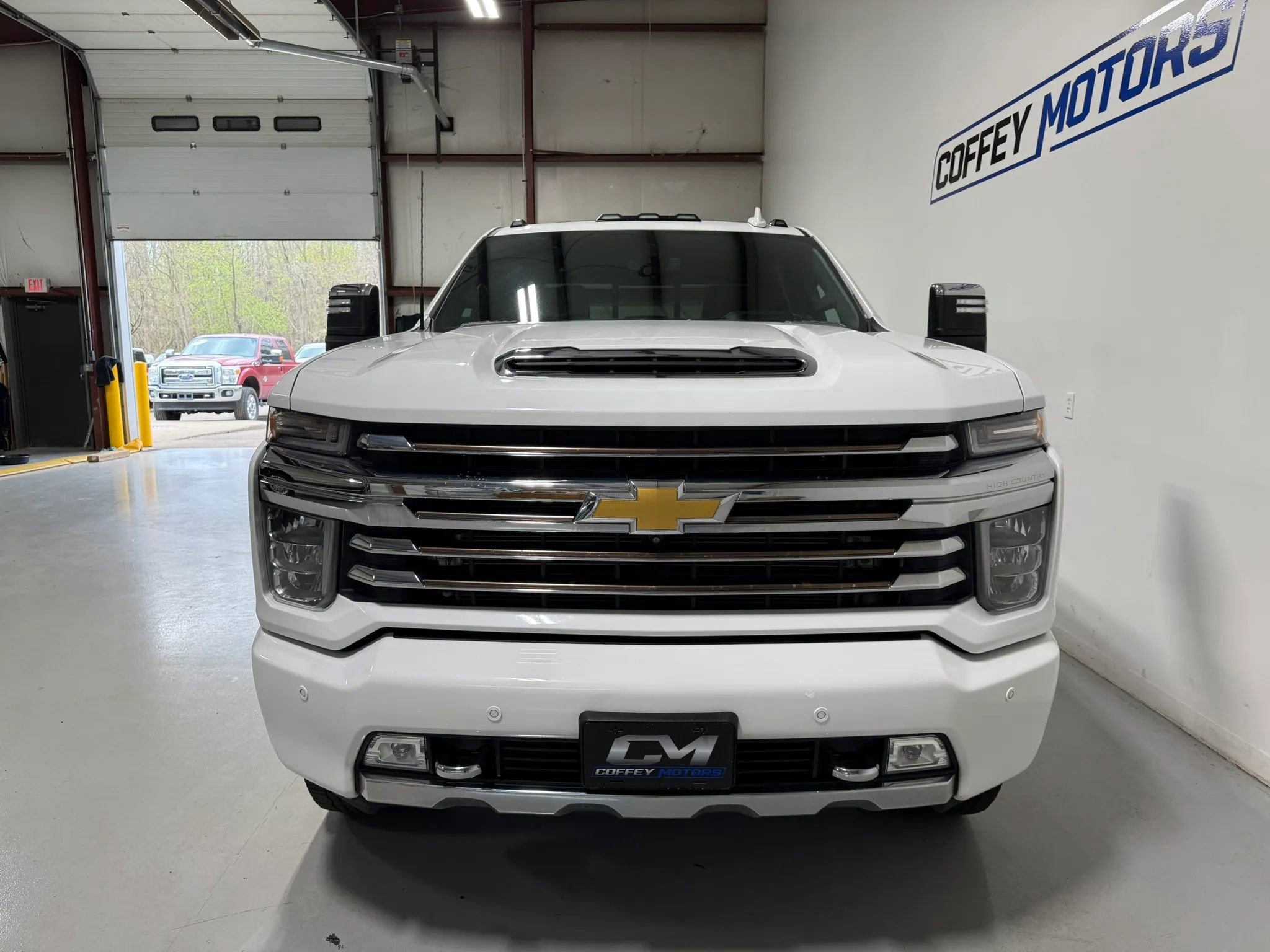 Used 2020 Chevrolet Silverado 2500 High Country AWD/4WD image 9