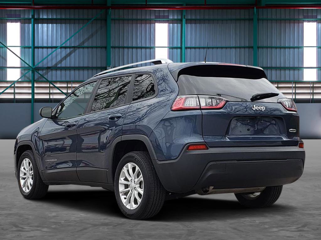 Used 2020 Jeep Cherokee Latitude w/ Cold Weather Group FWD image 3