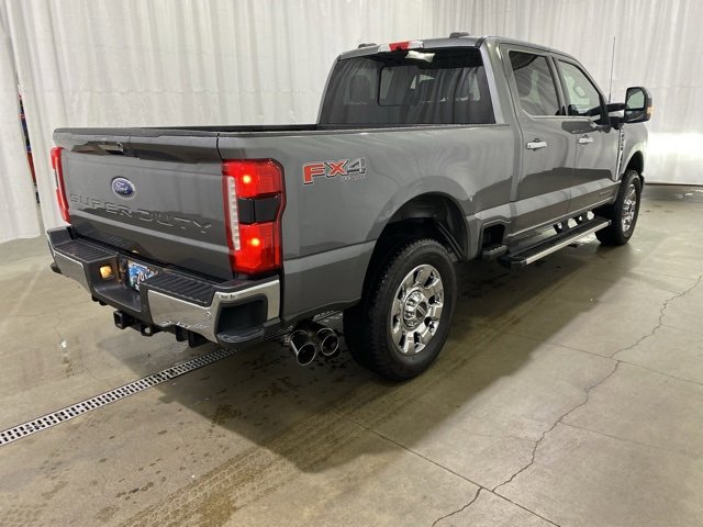 Used 2024 Ford F250 Lariat w/ Chrome Package image 4