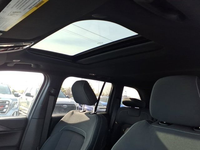 New 2026 Jeep Grand Cherokee Laredo X AWD/4WD image 16