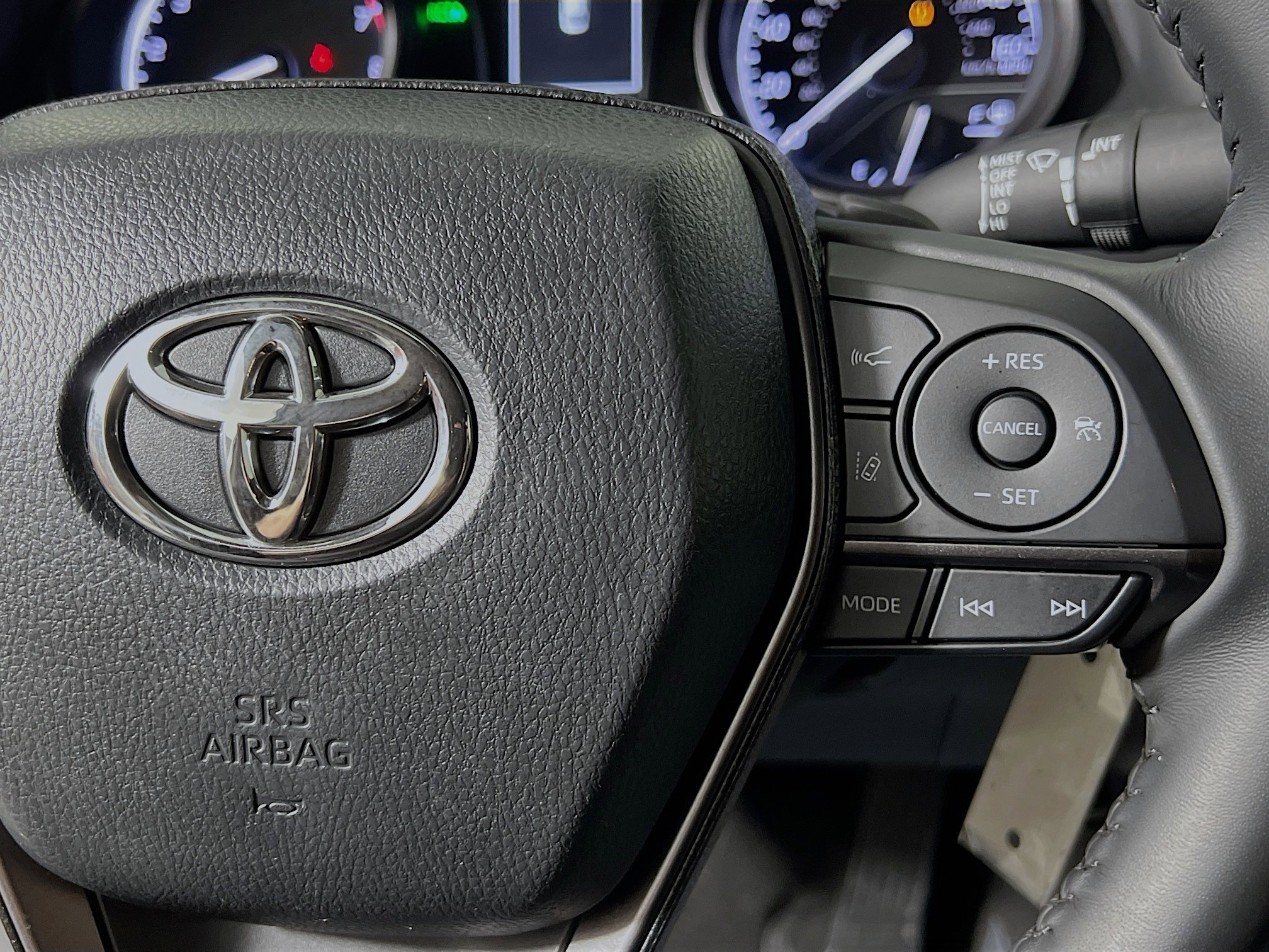 Used 2024 Toyota Camry SE image 20