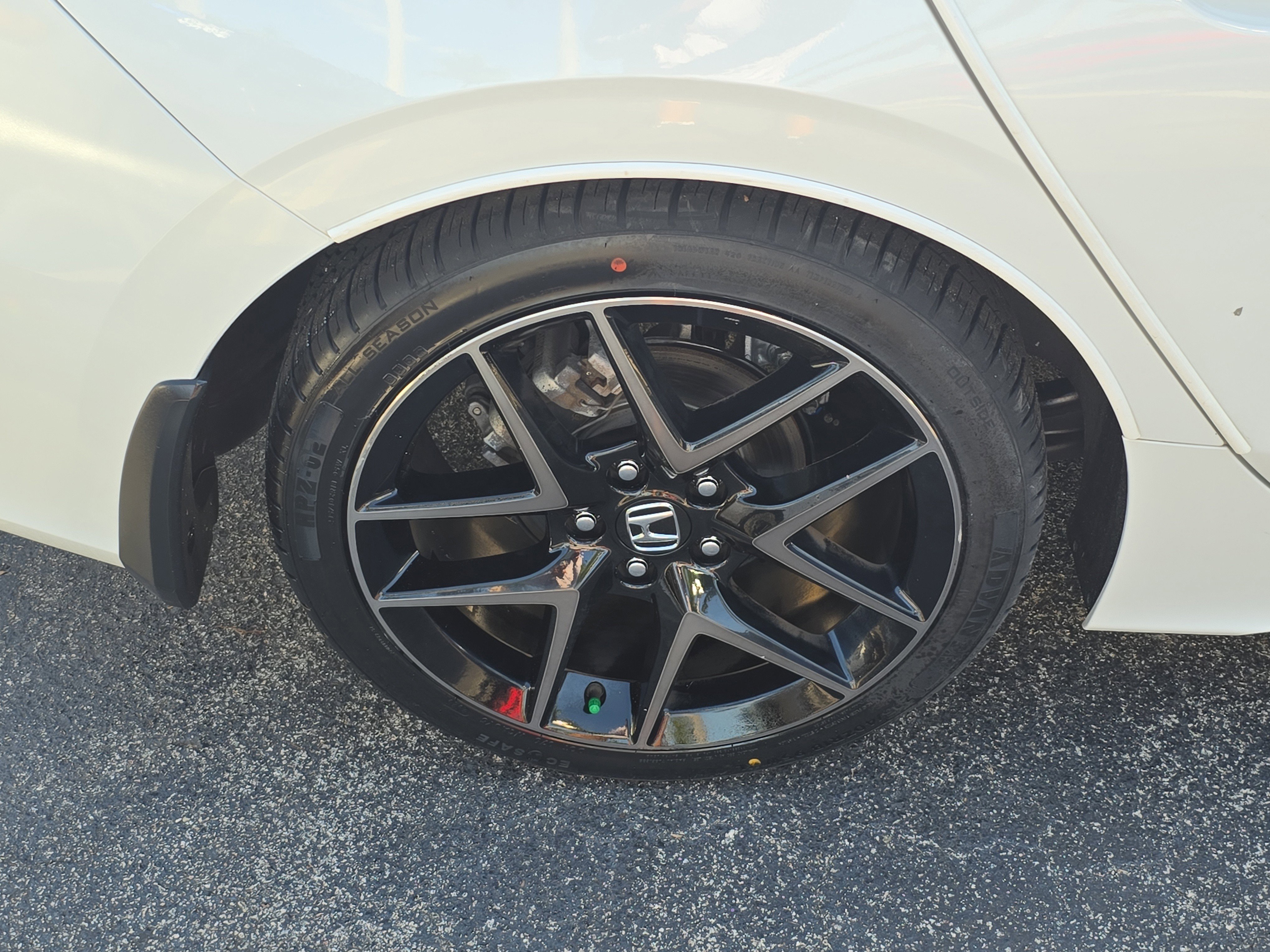 Certified 2023 Honda Civic Sport Touring image 5