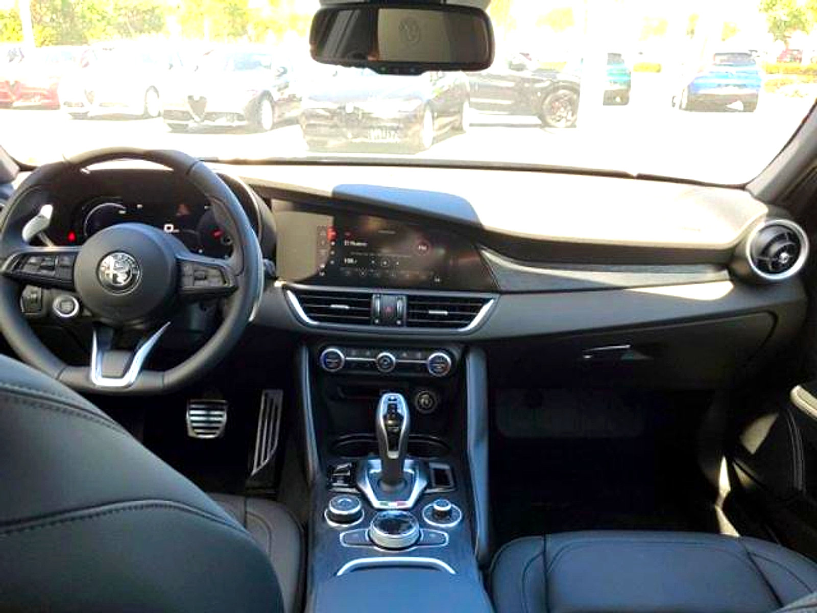 New 2024 Alfa Romeo Giulia Sprint RWD image 6