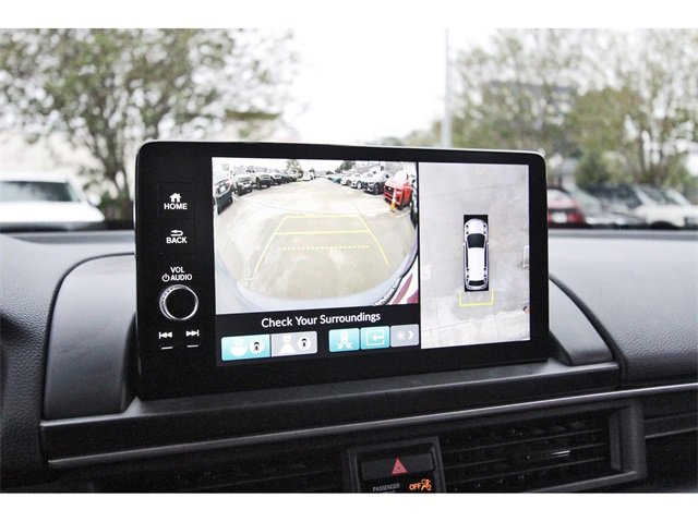 Used 2025 Honda Pilot Black Edition image 25