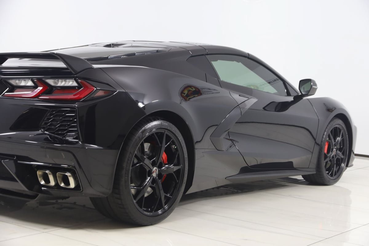 Used 2021 Chevrolet Corvette Stingray Premium Cpe w/ Z51 Performance Package RWD image 65