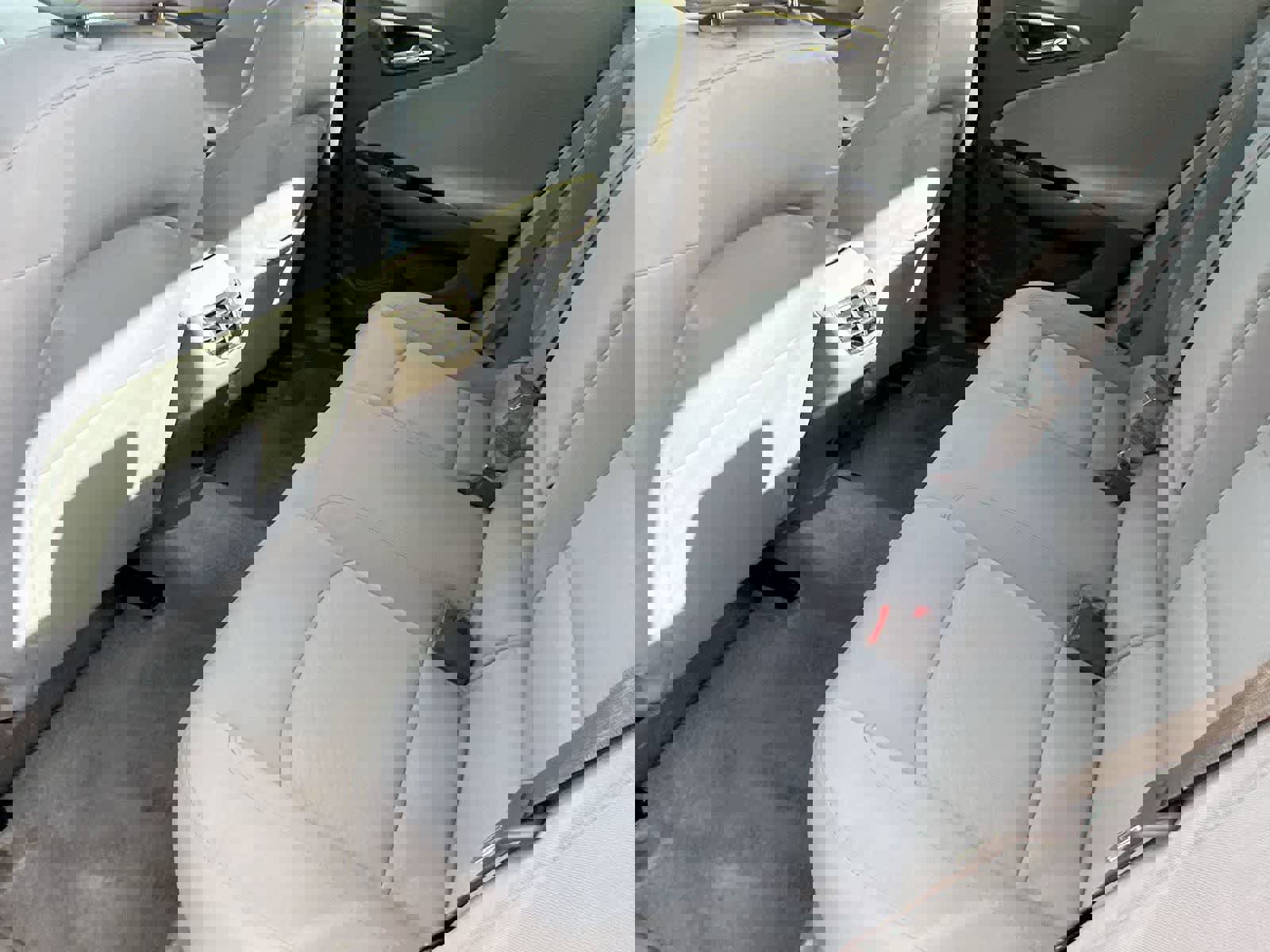 Used 2025 Chevrolet Malibu LT image 18