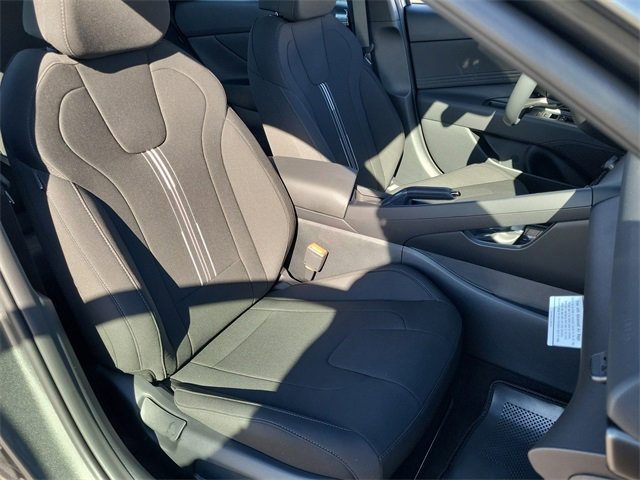 New 2026 Hyundai Elantra Sport image 17