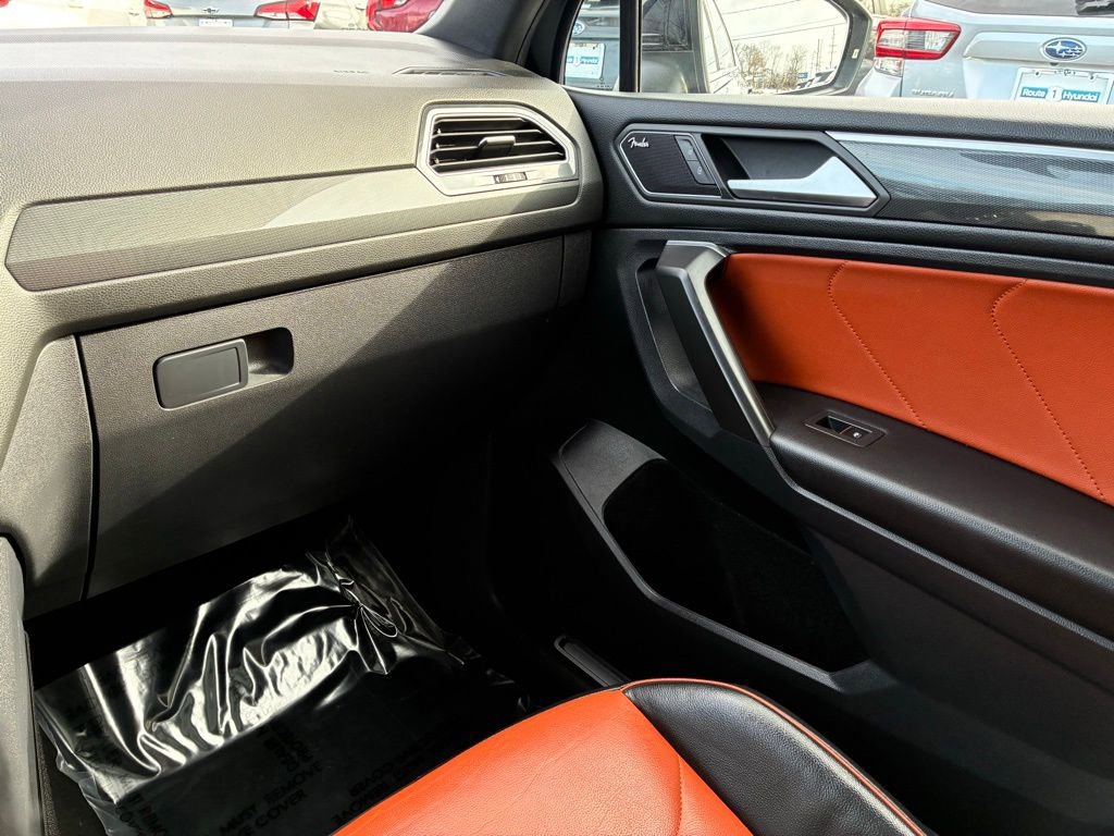 Used 2021 Volkswagen Tiguan SEL Premium R-Line image 36