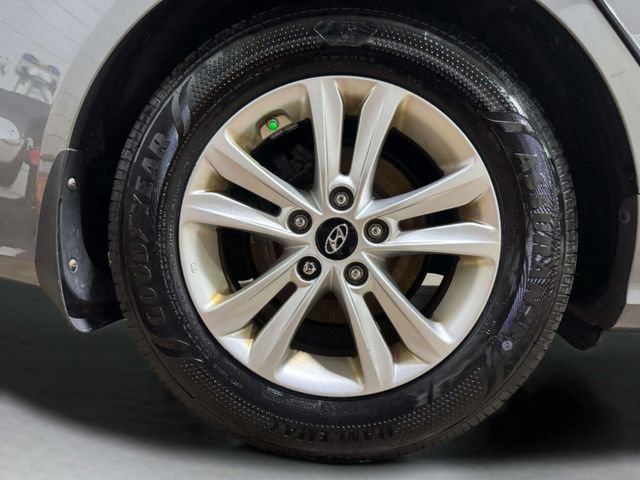 Used 2013 Hyundai Sonata GLS w/ Popular Equipment Pkg FWD image 25