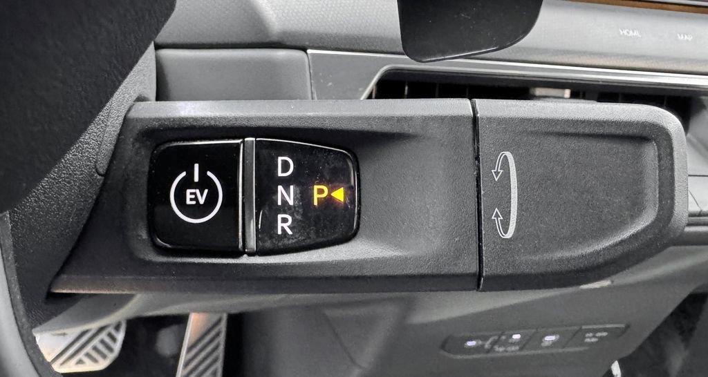 Used 2024 Kia EV9 GT-Line AWD/4WD image 23