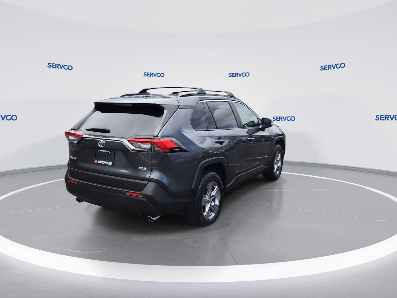 Used 2022 Toyota RAV4 XLE FWD image 8