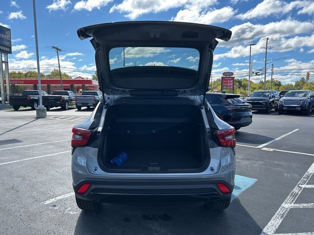 New 2026 Chevrolet Trax RS w/ Driver Confidence Package image 4