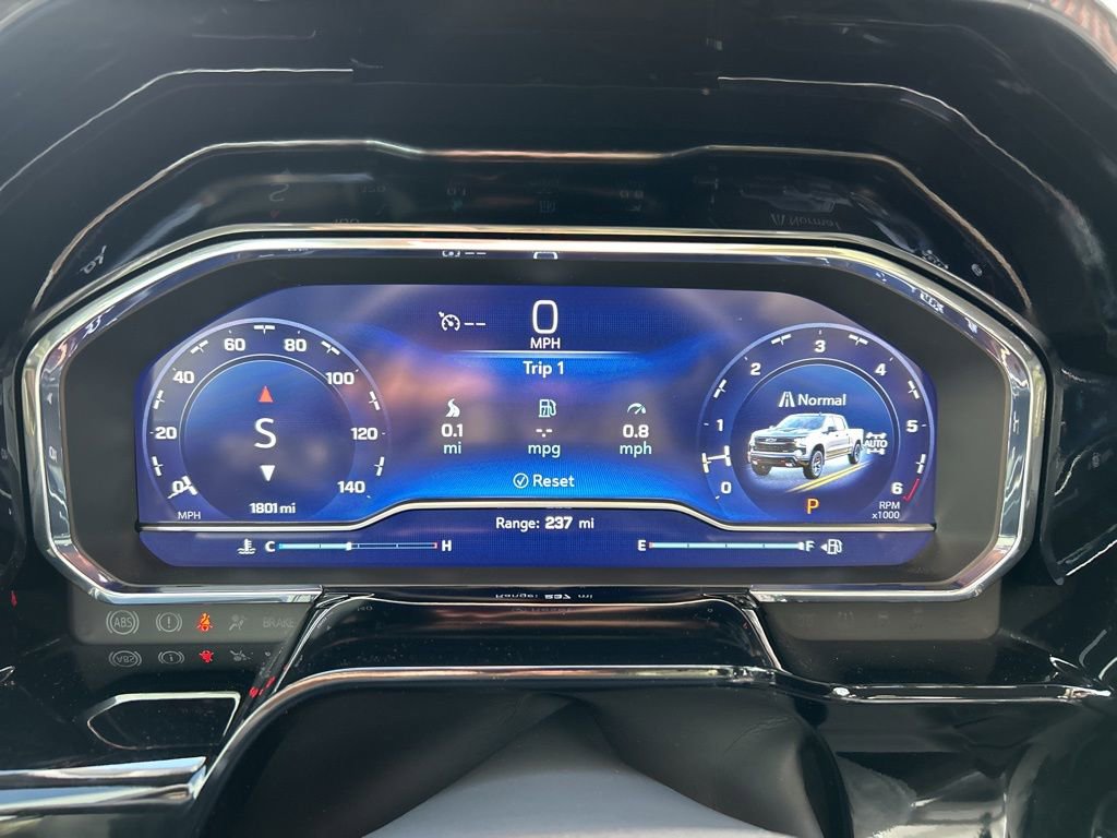 Used 2025 Chevrolet Silverado 1500 LT Trail Boss AWD/4WD image 57